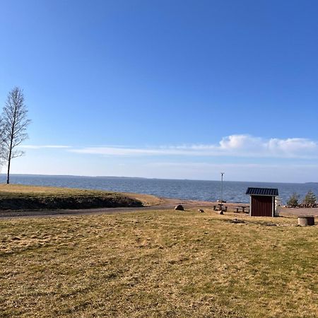 Askevikstugby Villa Sjötorp Екстериор снимка