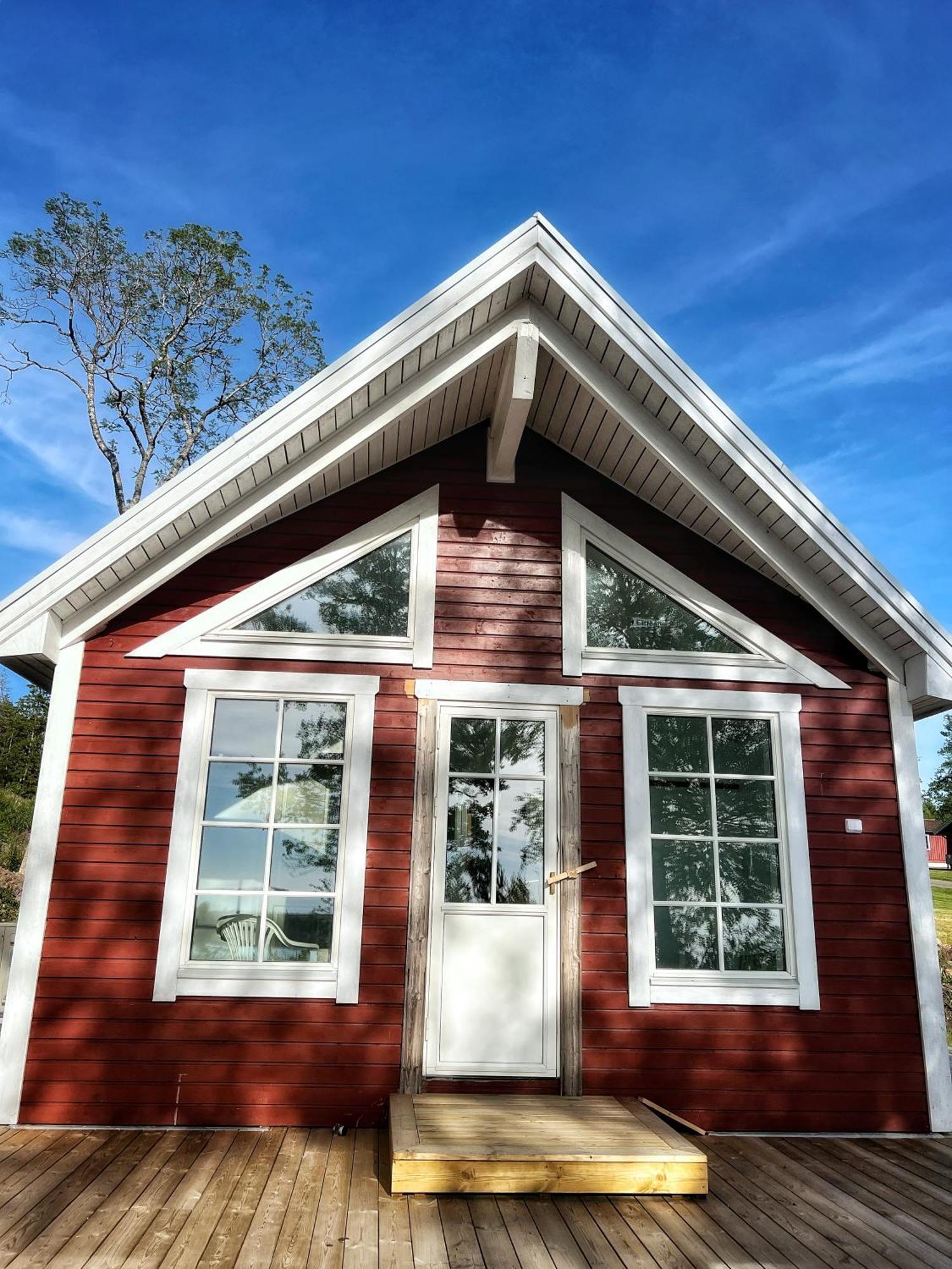 Askevikstugby Villa Sjötorp Екстериор снимка