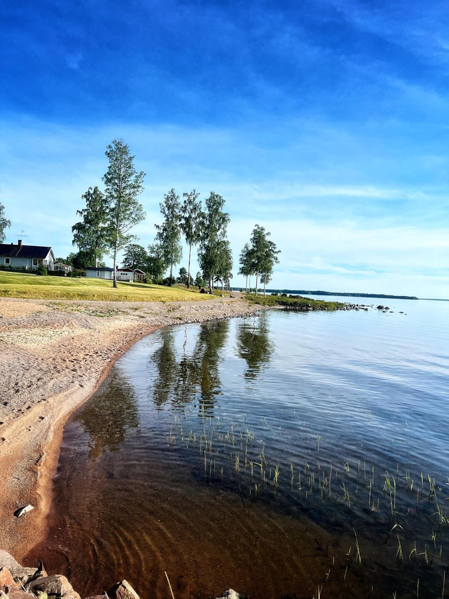 Askevikstugby Villa Sjötorp Екстериор снимка