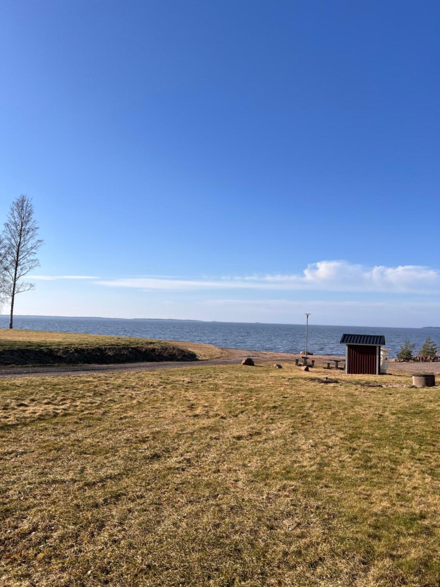 Askevikstugby Villa Sjötorp Екстериор снимка